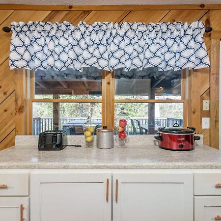 Wooded Bliss Hot Tub Single Level Cabin With No Steps Rocking Chairs And Wooded Views Pigeon Forge Εξωτερικό φωτογραφία