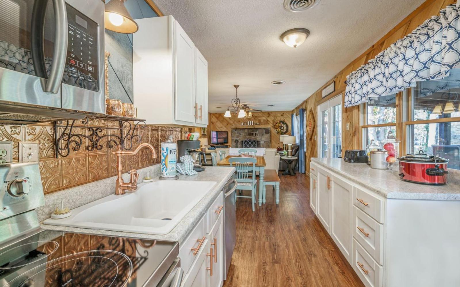 Wooded Bliss Hot Tub Single Level Cabin With No Steps Rocking Chairs And Wooded Views Pigeon Forge Εξωτερικό φωτογραφία