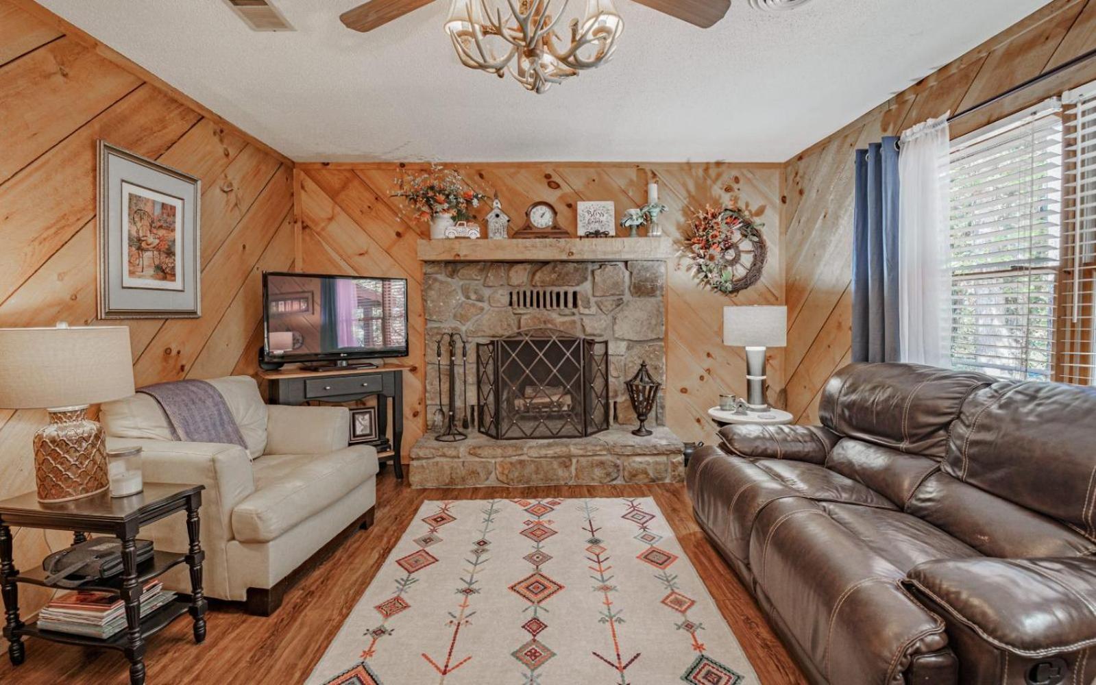 Wooded Bliss Hot Tub Single Level Cabin With No Steps Rocking Chairs And Wooded Views Pigeon Forge Εξωτερικό φωτογραφία